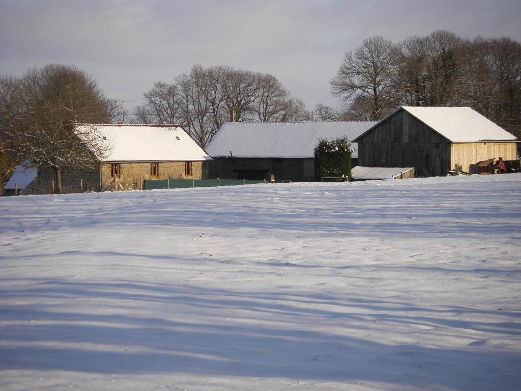 La Cloue Bed & Breakfast Sainte-Marie-du-Bois  Bagian luar foto