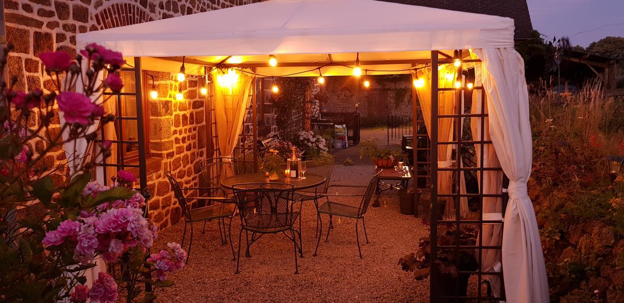 La Cloue Bed & Breakfast Sainte-Marie-du-Bois  Bagian luar foto